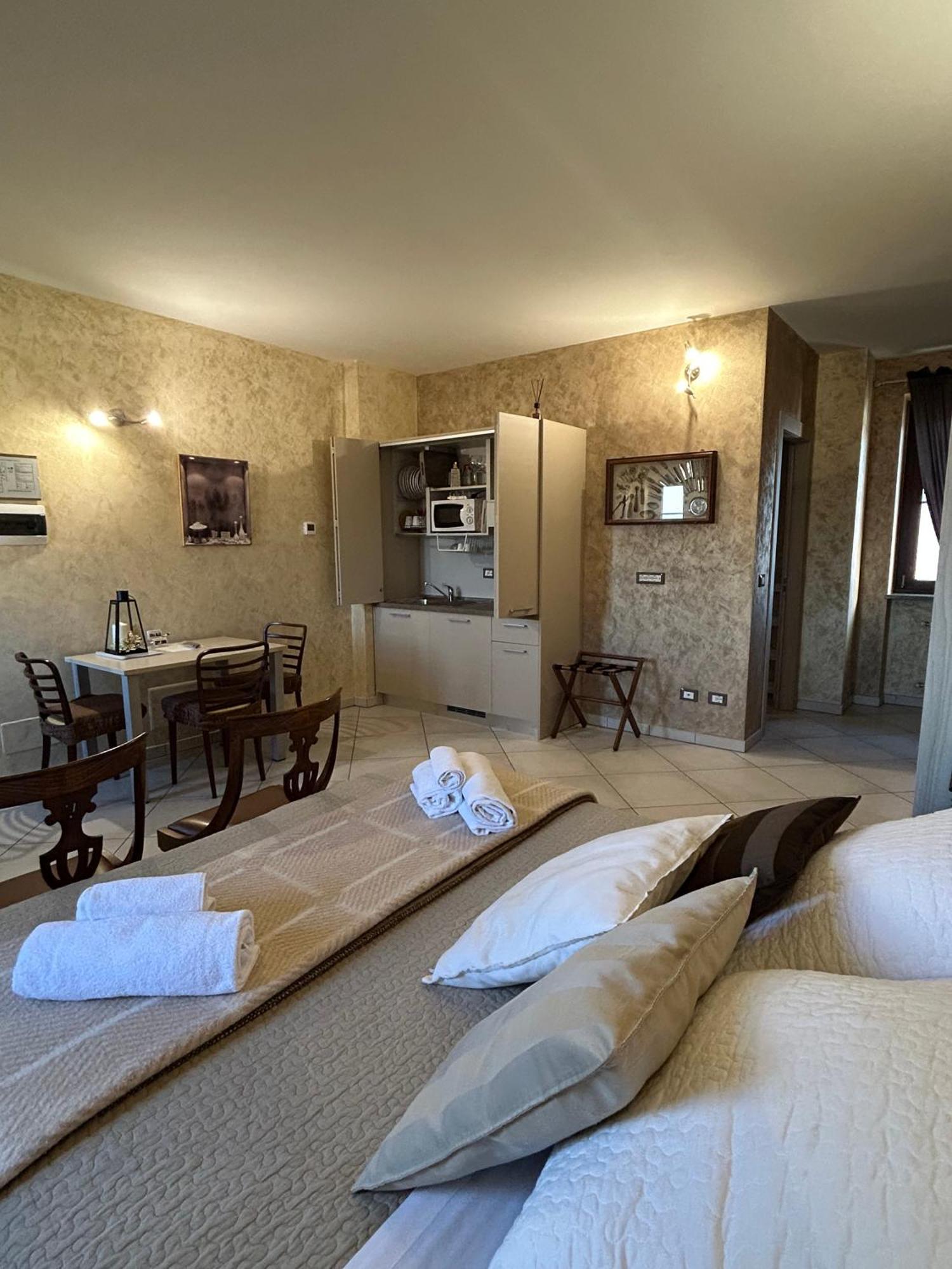 Rocche Di Montexelo - Green Key Apartments & Spa Monticello d'Alba Dış mekan fotoğraf